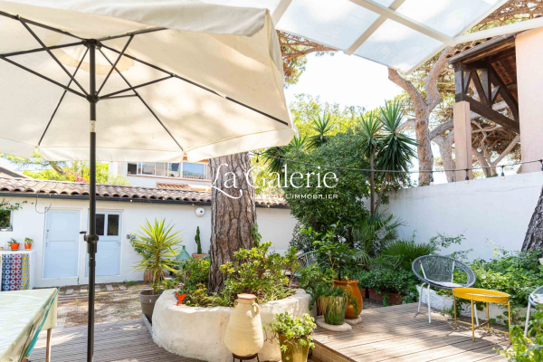 Maison de luxe à vendre à Hyères, 870 000 €, Photo 2
