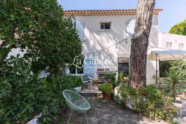 Maison de luxe à vendre à Hyères, 870 000 €, Photo 3