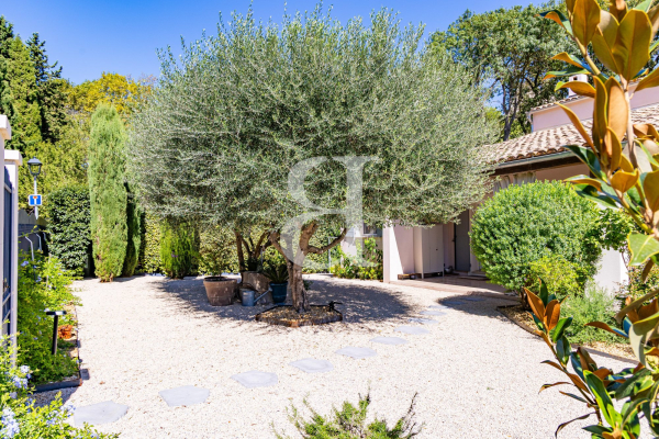 Luxury House for sale in Maussane les Alpilles, 1 690 000 €, Photo 4