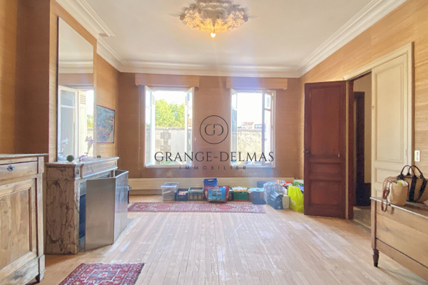 Maison de luxe à vendre à Bordeaux, 840 000 €, Photo 5