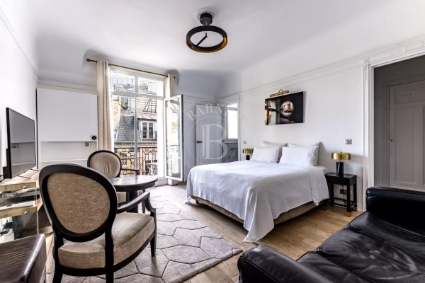 Luxury Apartment for sale in Paris 8ème, 520 000 €, Photo 1
