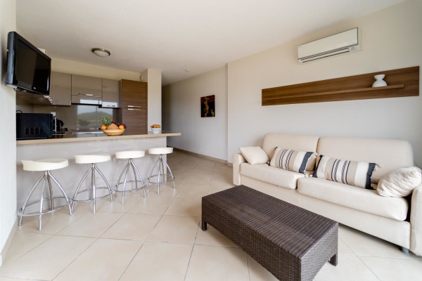 Luxury Apartment for sale in Porto-Vecchio, 423 000 €, Photo 1