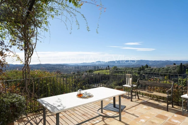 Luxury House for rental in Châteauneuf-Grasse, 8 500 €, Photo 2