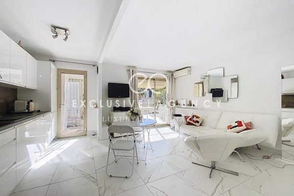 Luxury Apartment for sale in Cannes, 530 000 €, Photo 2