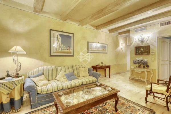 Appartement de luxe à vendre à Saint-Tropez, 1 190 000 €, Photo 2
