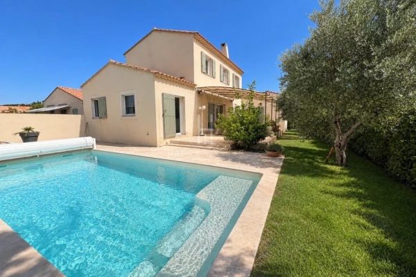 Maison de luxe à vendre à Paradou, 655 000 €, Photo 2