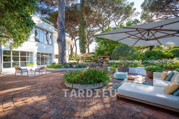 Appartement de luxe à vendre à Saint-Tropez, 2 650 000 €, Photo 1