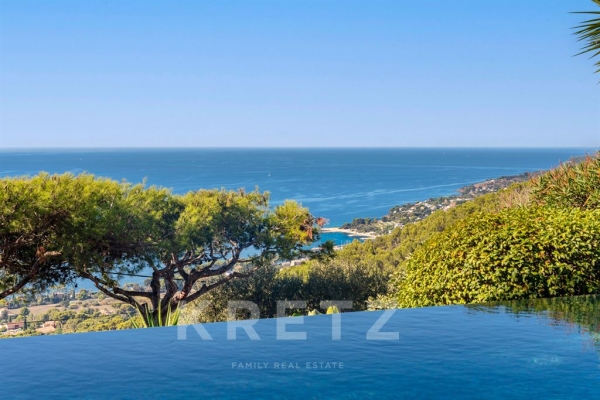 Maison de luxe à vendre à Carqueiranne, 2 390 000 €, Photo 2