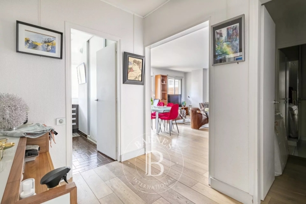 Luxury Apartment for sale in Paris 15ème, 980 000 €, Photo 3