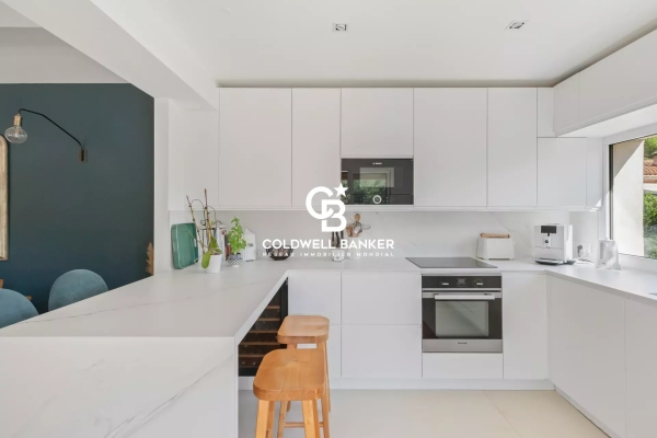 Maison de luxe à vendre à Hyères, 1 150 000 €, Photo 4