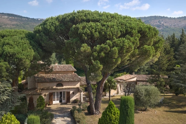 Maison de luxe à vendre à Saint-Vallier-de-Thiey, 895 000 €, Photo 4