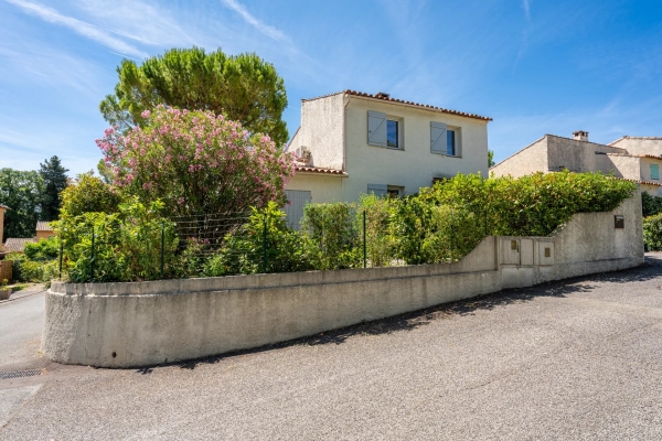 Maison de luxe à vendre à Grasse, 695 000 €, Photo 7