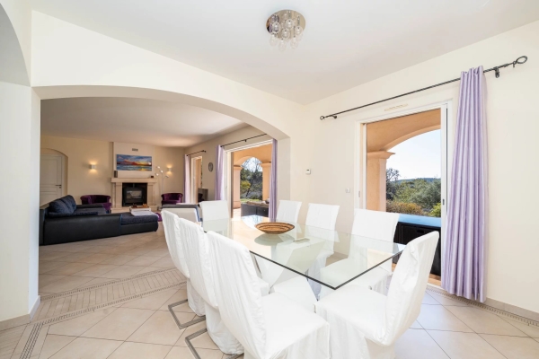 Maison de luxe à vendre à Tourrettes-sur-Loup, 1 090 000 €, Photo 7