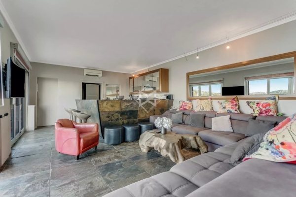 Luxury House for sale in Les Issambres, 1 650 000 €, Photo 4