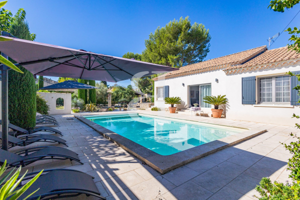 Luxury House for sale in Saint-Rémy-de-Provence, 1 600 000 €, Photo 2