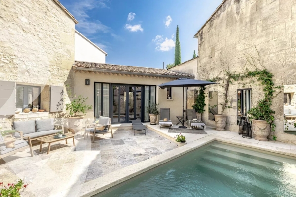 Maison de luxe à vendre à Fontvieille, 689 000 €, Photo 2
