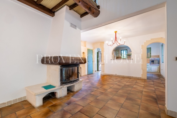 Maison de luxe à vendre à Lacoste, 465 000 €, Photo 4