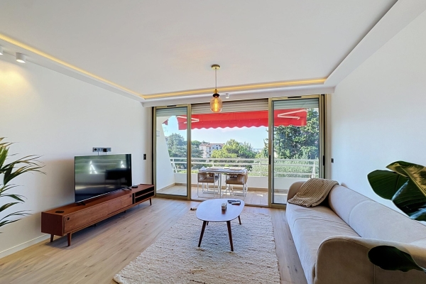 Luxury Apartment for sale in Cannes, 875 000 €, Photo 3