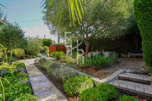 Luxury House for sale in Mougins, 1 830 000 €, Photo 3