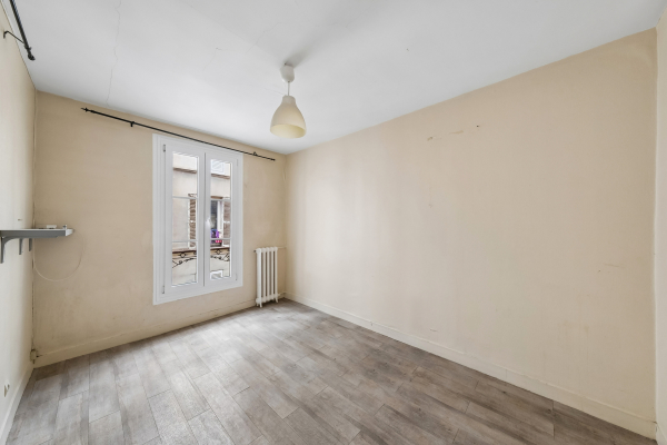 Luxury Apartment for sale in Paris 18ème, 230 000 €, Photo 4