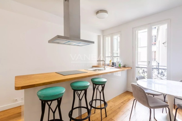 Luxury Apartment for sale in Paris 7ème, 765 000 €, Photo 4