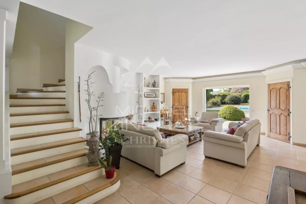 Maison de luxe à vendre à Antibes, 1 895 000 €, Photo 5