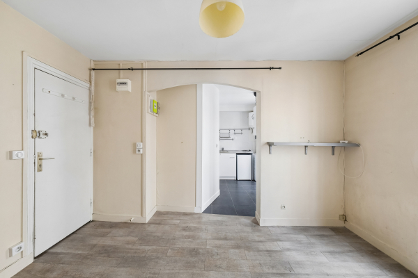 Luxury Apartment for sale in Paris 18ème, 230 000 €, Photo 6