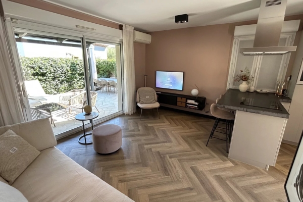 Maison de luxe à vendre à Le Golfe Juan, 395 000 €, Photo 7