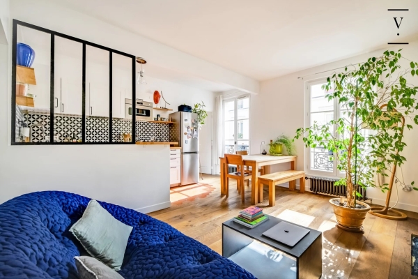 Luxury Apartment for sale in Paris 11ème, 650 000 €, Photo 1