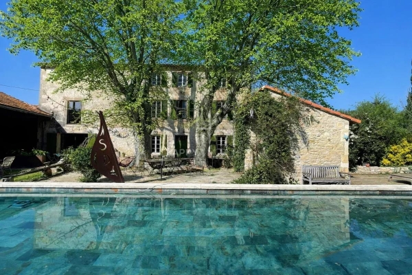 Luxury House for sale in Tarascon, 1 070 000 €, Photo 1