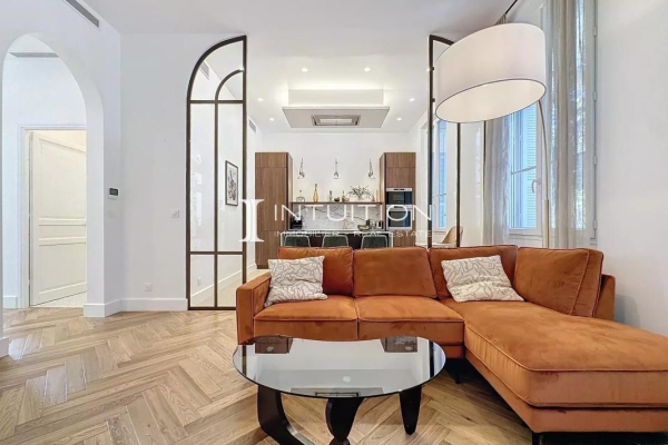 Appartement de luxe à vendre à Antibes, 950 000 €, Photo 2
