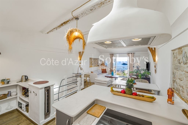 Maison de luxe à vendre à Antibes, 2 438 000 €, Photo 2