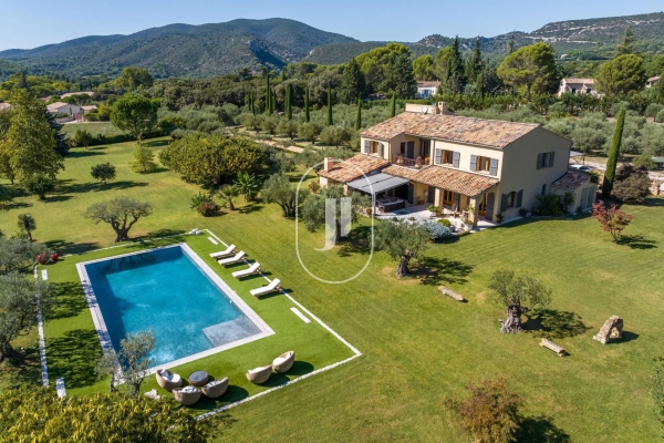Maison de luxe à vendre à Lourmarin, 3 990 000 €, Photo 2