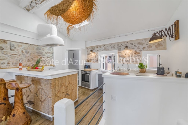 Maison de luxe à vendre à Antibes, 2 438 000 €, Photo 4