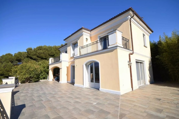 Maison de luxe à vendre à Bordighera, 2 350 000 €, Photo 1