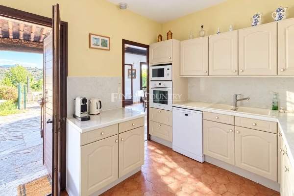 Luxury House for sale in Cagnes-sur-Mer, 830 000 €, Photo 6