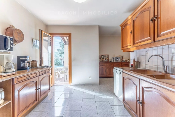 Luxury House for sale in Cabrières-d'Avignon, 595 000 €, Photo 7