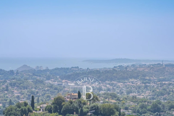 Luxury House for sale in Saint-Paul-de-Vence, 1 390 000 €, Photo 2