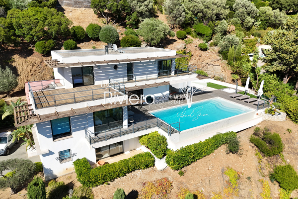 Luxury House for sale in Cavalaire-sur-Mer, 2 995 000 €, Photo 3