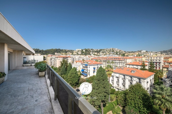 Luxury Apartment for sale in Nice, 897 000 €, Photo 1