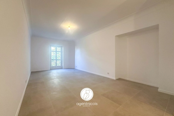 Appartement de luxe à vendre à Cannes, 350 000 €, Photo 1