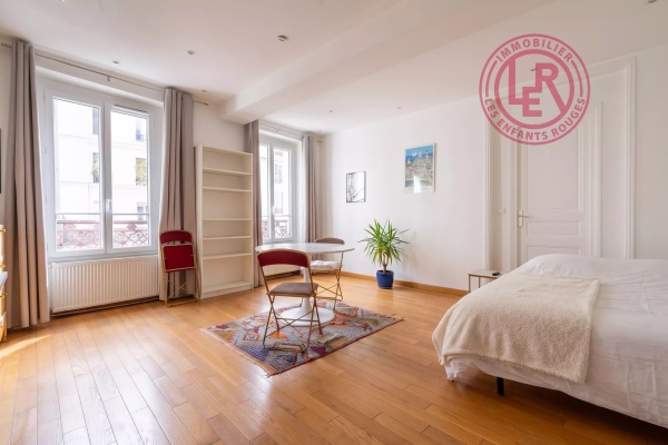 Appartement de luxe à vendre à Paris 10ème, 880 000 €, Photo 2