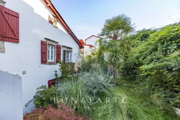Luxury Apartment for sale in Ciboure, 995 000 €, Photo 2