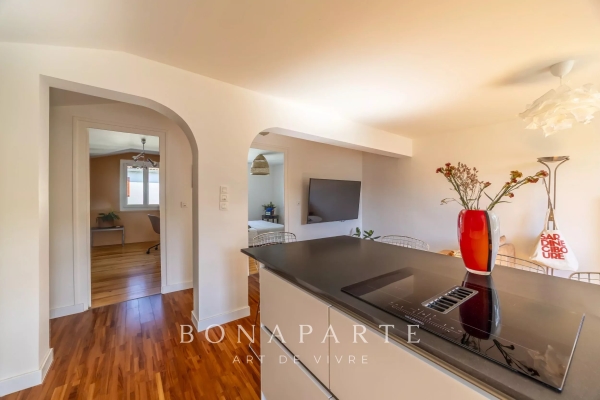Luxury Apartment for sale in Ascain, 349 900 €, Photo 2