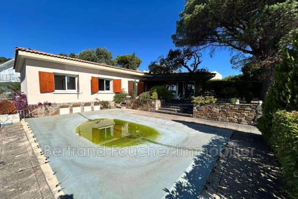 Luxury House for sale in Cavalaire-sur-Mer, 750 000 €, Photo 2