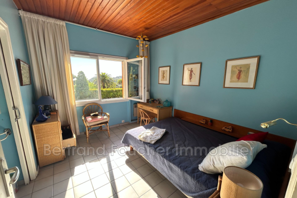 Luxury House for sale in Cavalaire-sur-Mer, 750 000 €, Photo 3