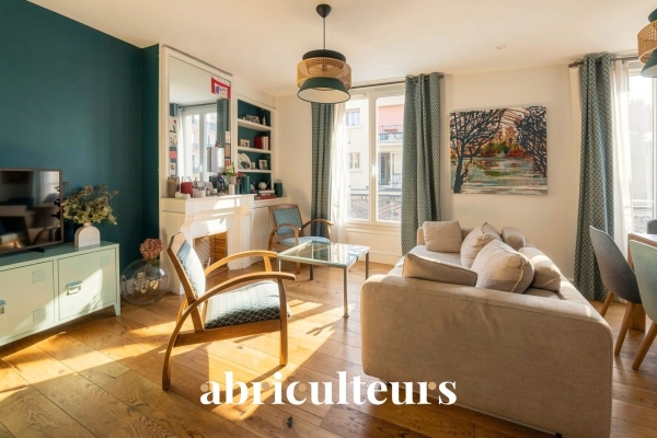 Luxury Apartment for sale in Paris 17ème, 1 040 000 €, Photo 1