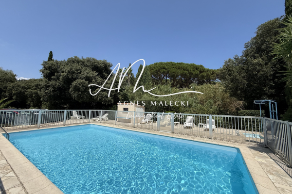 Luxury House for sale in Cavalaire-sur-Mer, 409 500 €, Photo 1