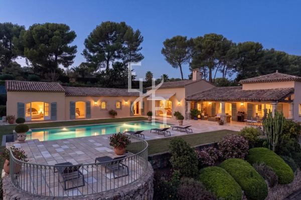 Maison de luxe à vendre à Mougins, 4 390 000 €, Photo 1