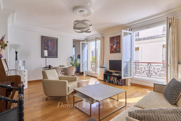 Appartement de luxe à vendre à Paris 17ème, 780 000 €, Photo 1